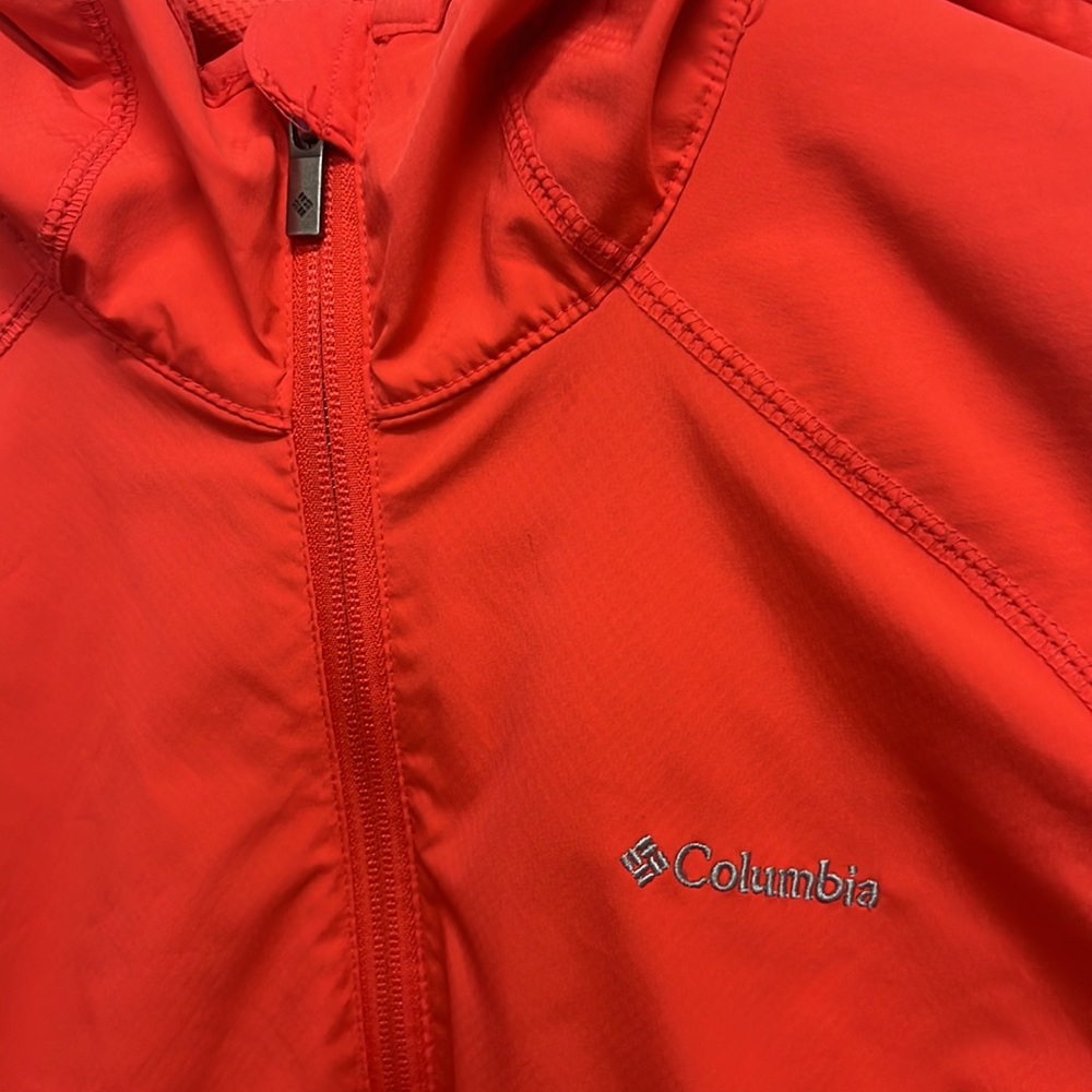Columbia rain jacket - Picture 2 of 3